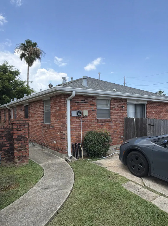 2808 Longwood Drive - A
