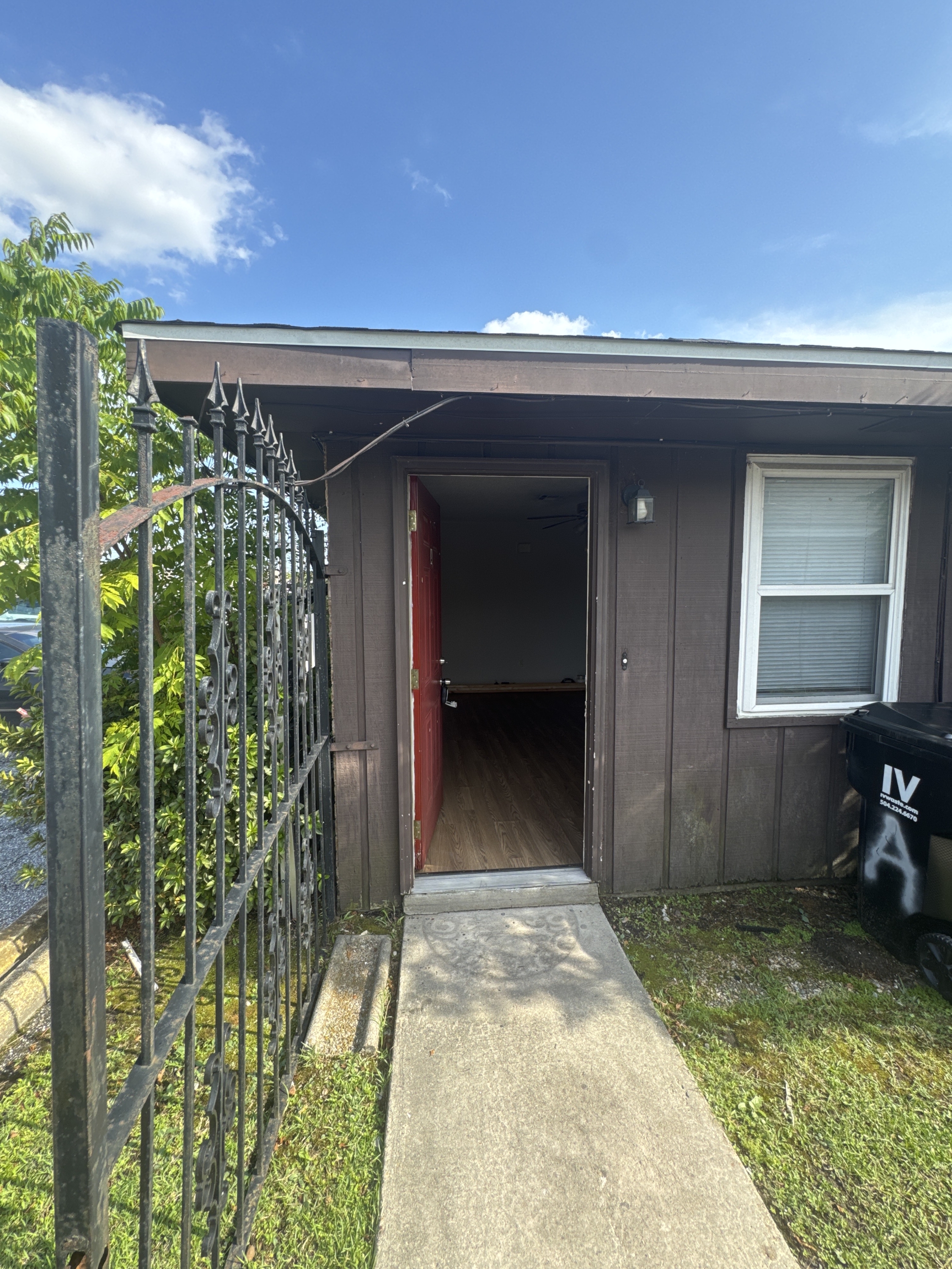 1920 Hickory Avenue - A