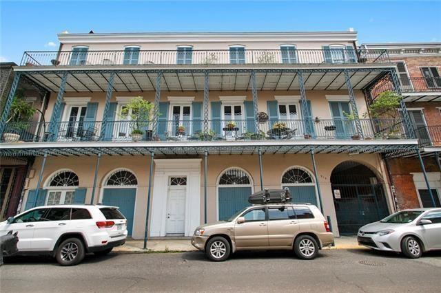 910 Chartres Street - 3B